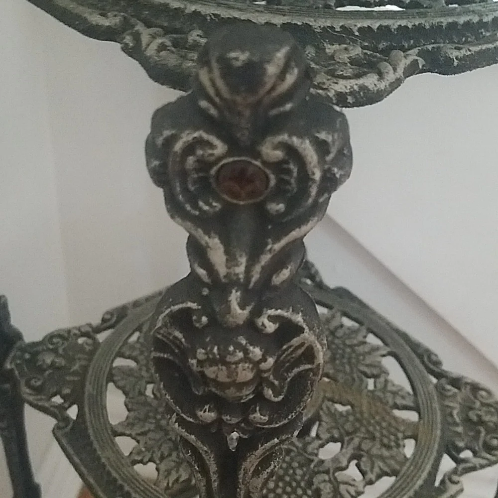 Vintage Heavy Metal Plant Stand - Picture 8 of 10